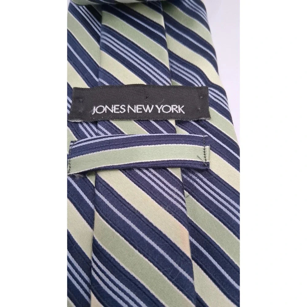 Jones New York Green Blue 100% Silk Men's Neck Tie